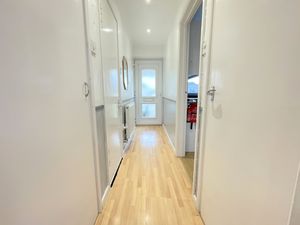 Hastings Place- click for photo gallery
